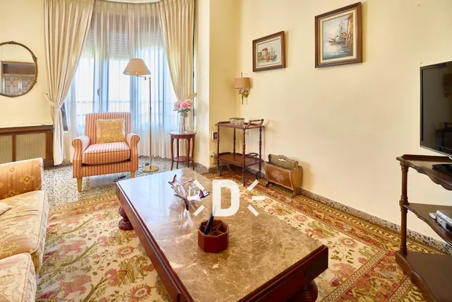 SE ALQUILA VIVIENDA EN VALENCIA — 26