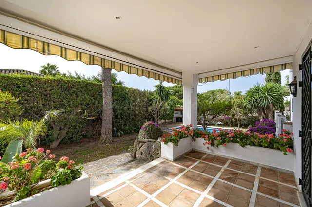 Chalet 4 habitaciones 682m² en venta - Marbella - foto 3