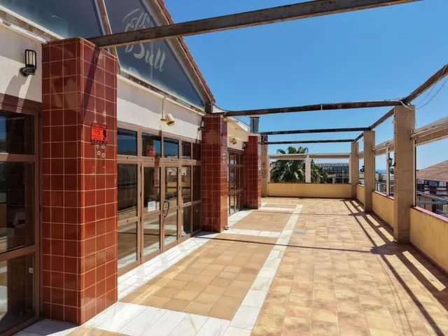 Local comercial 172m² en venta - Villamartín-Las Filipinas — 18