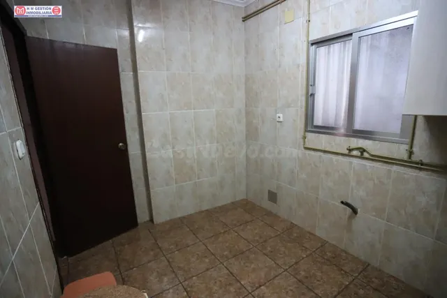 CASA DE PLANTA BAJA EN ESQUINA CON 3 DORMITORIOS UBICADA PRÓ