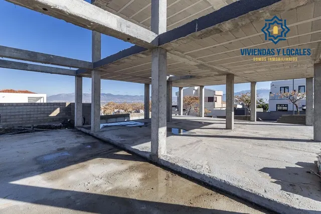 Parcela exclusiva con estructura de Chalet independiente y piscina en Urb. El Montecillo, Las Gabias — 17