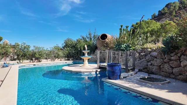 Espectacular Villa de Lujo en Orihuela con Piscina y Ascensor — 2