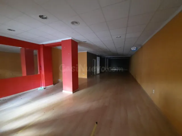 ALQUILER DE LOCAL COMERCIAL — 2