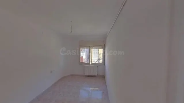 PISO 75 M2, 3 habitaciones, PLANTA 2 SIN ASCENSOR, CON BALCÓ - foto 5