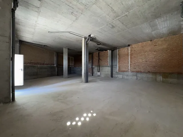 Local comercial 220m² en venta - Marbella — 21