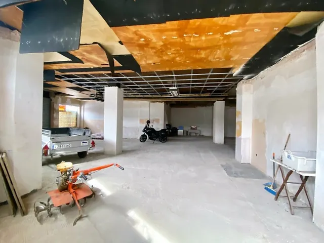 Alquiler de local comercial en Otura (Granada) — 6