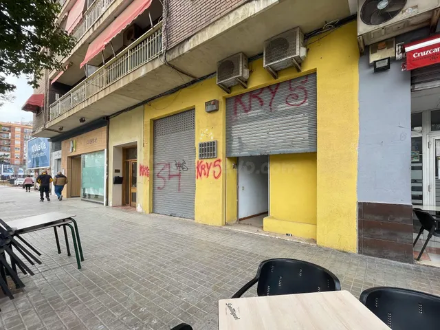 Alquiler de local comercial en Carretera Malilla