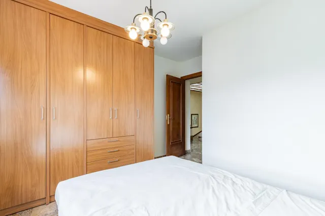 Una residencia exclusiva con terrazas panorámicas en un paraíso natural. — 21