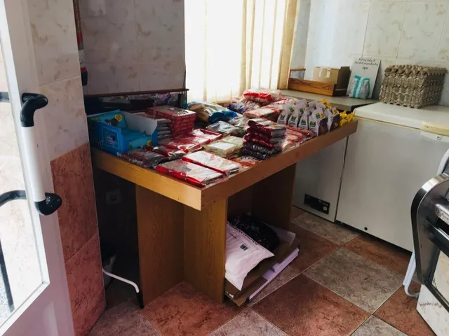 Carnicería con mobiliario y licencia — 13