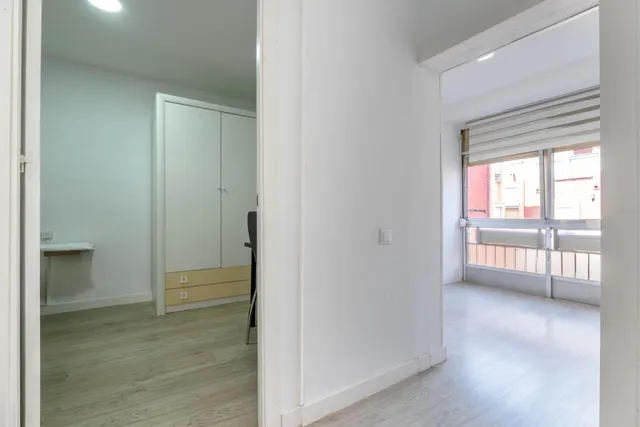 Piso de 5 dormitorios ideal para INVERSORES junto a edificio Junta Andalucía de Almanjáyar — 14