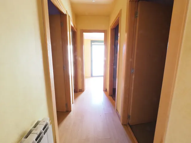 Se vende piso con parking en Manlleu — 9