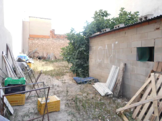 Solar en venta - Almansa — 2