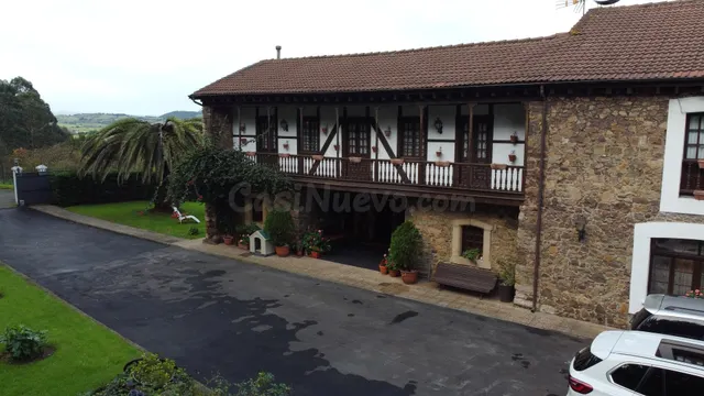 Exclusiva y auténtica casa mariñana con finca en excelente e - foto 3