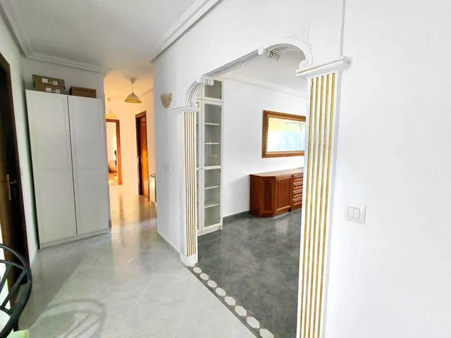 CASA INDEPENDIENTE CON JARDÍN — 22