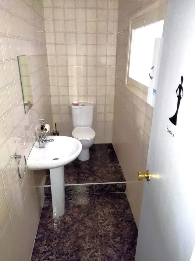SE ALQULA LOCAL COMERCIAL EN ELCHE — 20