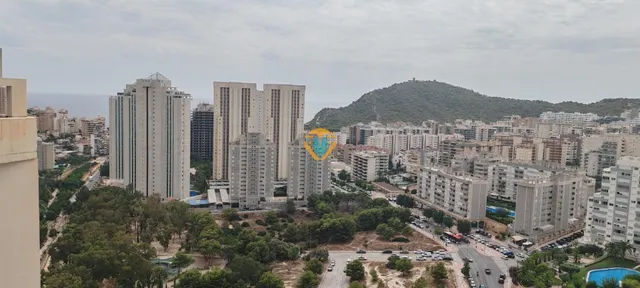 Amplio Apartamento en Cala Villajoyosa con Vistas al Mar — 19