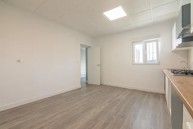 Te ofrecemos esta propiedad junto Centro Comercial Aljub y Bomberos con más de 1.000 metros de terreno y 2 casas independientes para disfrutar en familia!!!! — 23