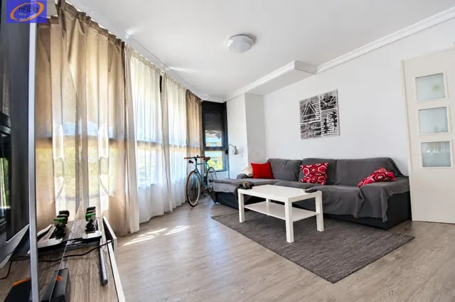 PISO EN VALENCIA PARA ENTRAR A VIVIR CON GARAJE Y TRASTERO I