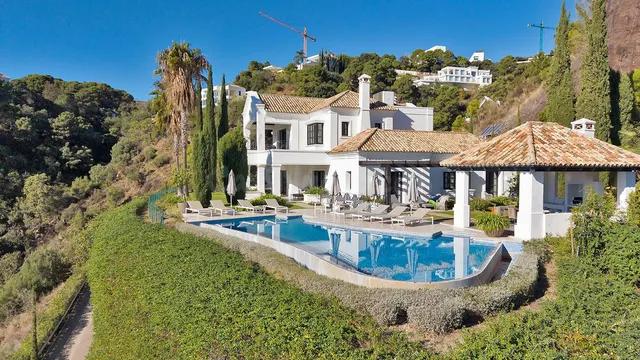 Chalet 5 habitaciones 1021m² en venta - Riviera del sol
