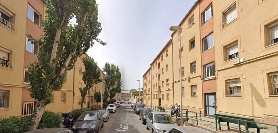PISO EN BADALONA