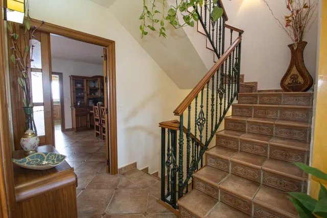 CHALET INDEPENDIENTE CON PISCINA — 46