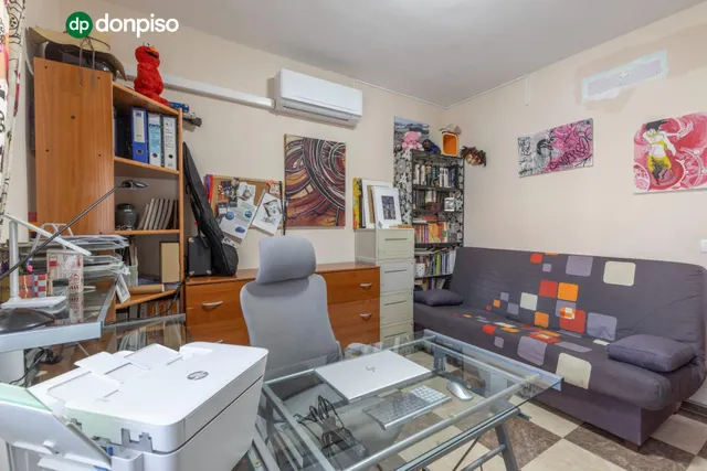 Casa en Armilla con terraza, patio y amplia cochera — 32