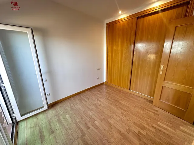 Piso de 50m2 con 2 dormitorios en alquiler en pleno centro urbano de Alpedrete — 11