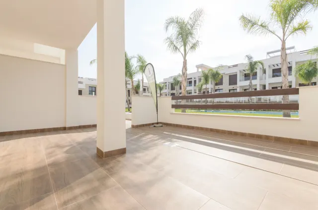 Bungalow de planta baja de 3 dormitorios en los Balcones(Torrevieja) — 25