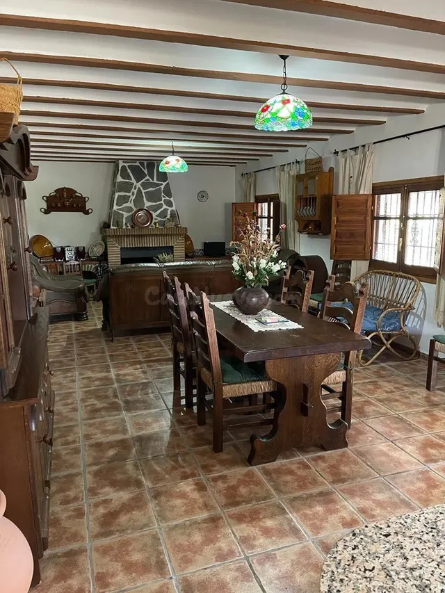 PRECIOSA CASA EN LA MONTAÑA - foto 3