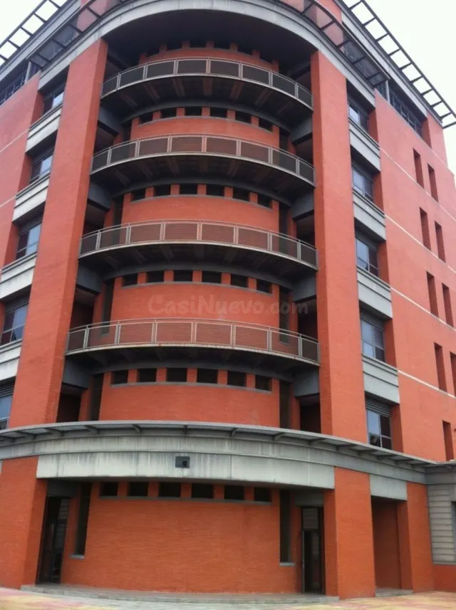 OFICINA DISPONIBLE EN ALQUILER EN ZONA ESTE
