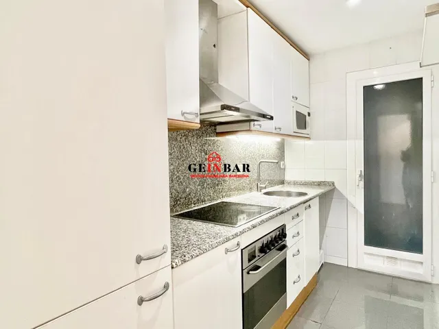 ENCANTADORA VIVIENDA JUNTO A PLAZA KENNEDY — 10