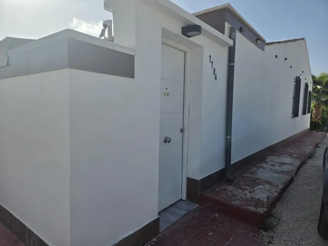 GRAN BUNGALOW EN TORREVIEJA: 3 HAB, 2 BAÑOS — 34