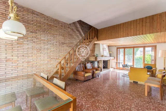 Edificio para reformar en venta en pleno centro de Malgrat de Mar — 3