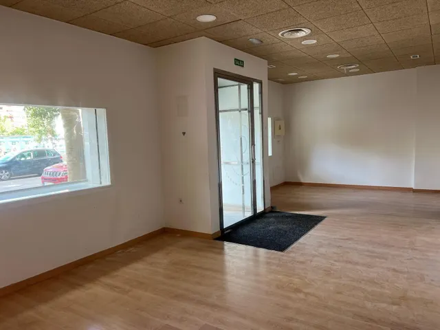 LOCAL COMERCIAL EN RAMÓN Y CAJAL — 8