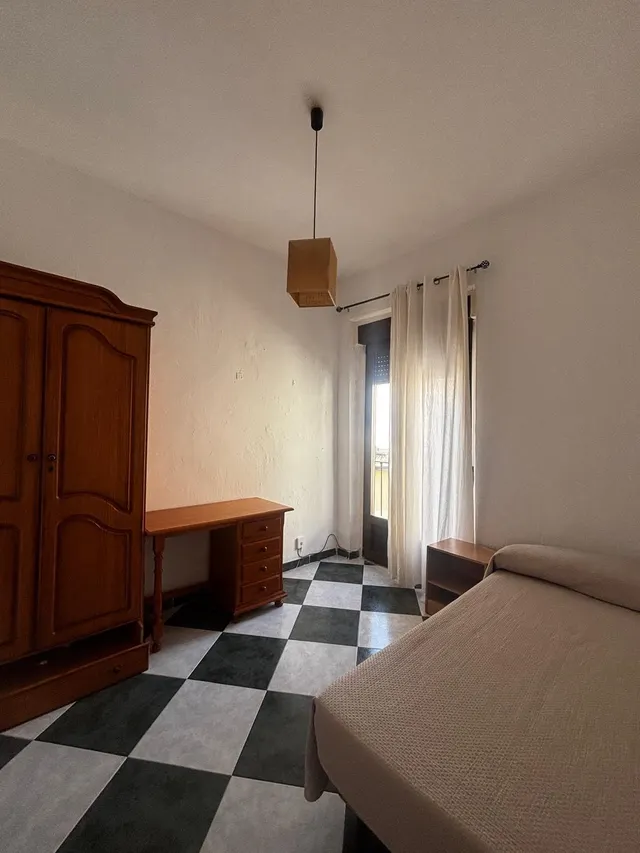 Piso 2 habitaciones 70m² en alquiler - Centro — 7