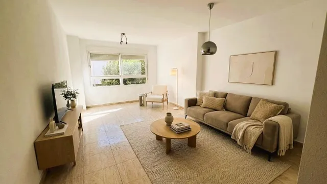 Piso de 2 dormitorios y 2 baños con ascensor en Bernat Artol
