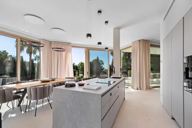 LUXURIUS Nueva Villa de Construcción en una ubicación privilegiada en BENDINAT — 17