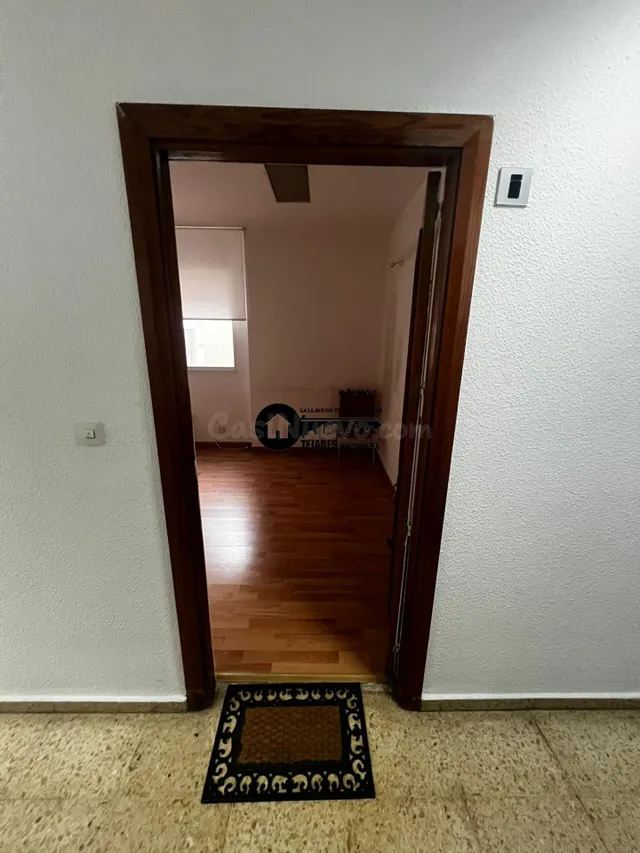 INMOBILIARIA TEJARES VENDE OFICINA EN LA CALLE ROSARIO - foto 4