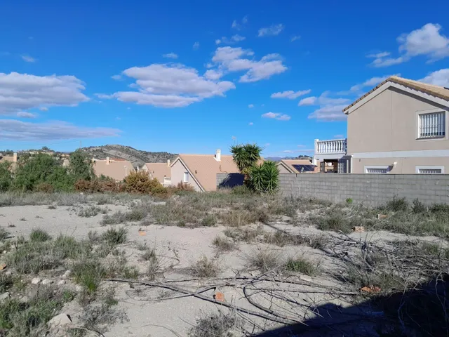 TERRENO URBANO A LA VENTA EN BENAGUACIL — 8