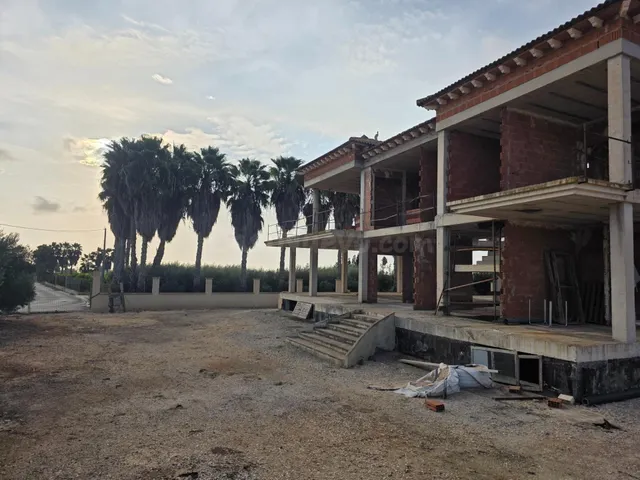 Espectacular finca rústica con proyecto de construcción y licencia en Los Montesinos — 5
