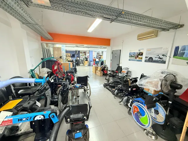 Local Comercial en venta frente al Parc de la Ciutadella. — 10