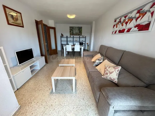 Piso 4 habitaciones 115m² en alquiler - Exposició - foto 2