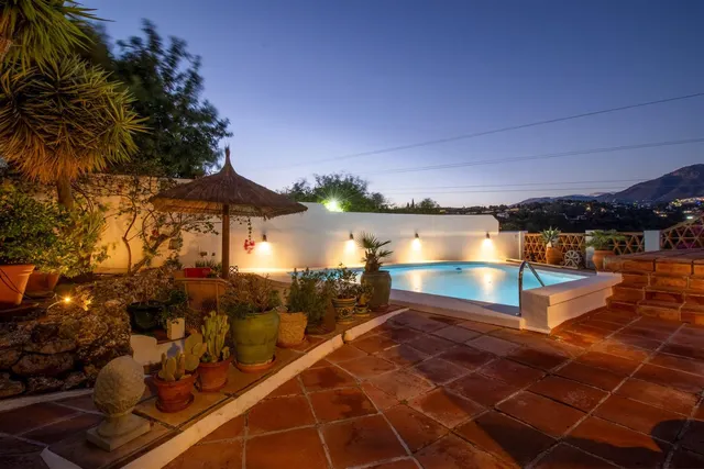 Encantadora villa con fantásticas zonas exteriores — 6