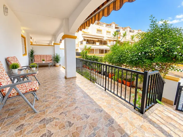 Espectacular Bungalow en Santa Pola — 2