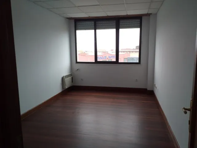 ESTUPENDA OFICINA EN VENTA CAZOÑA ALISAL — 5
