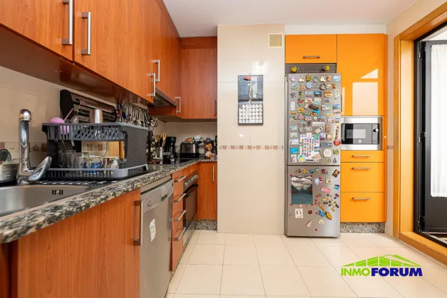 Luminoso piso de 3 dormitorios, 2 baños, garaje y trastero. — 14