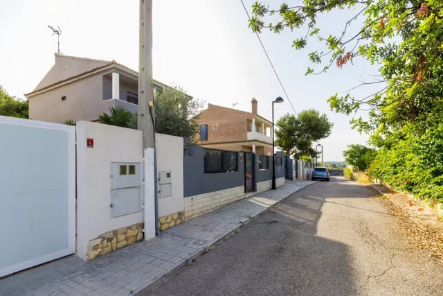¿QUIERES CONSTRUIR TU NUEVO CHALET AL MEJOR PRECIO DE TORRENT? — 2
