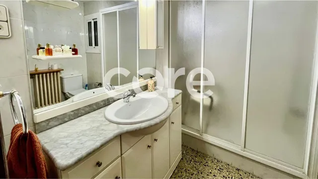 Amplio piso con Patio — 29