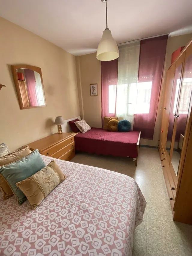 Piso 4 habitaciones 126m² en venta - Av. Barcelona - Viñuela - Rescatado — 23
