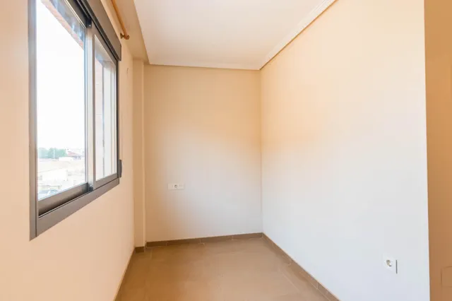 DÚPLEX 4 DORMITORIOS CON PLACAS SOLARES + VISTAS A LA MONTAÑA | ESQUINA — 24